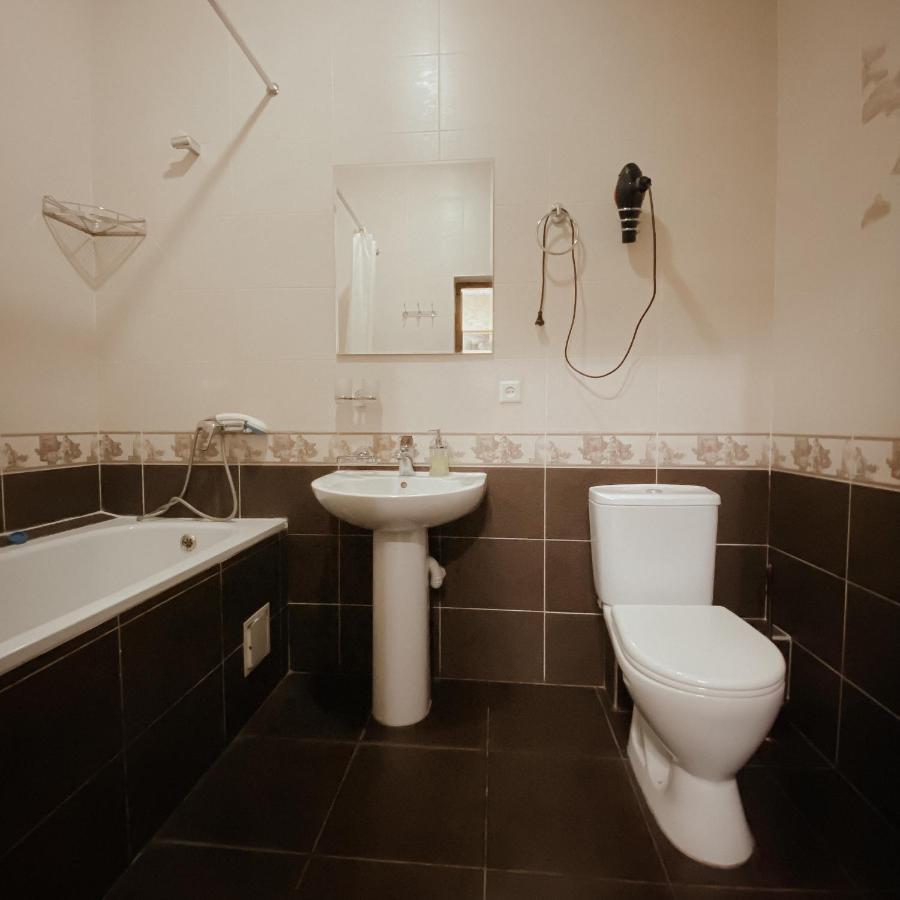 Galeon Hotel Бишкек Экстерьер фото